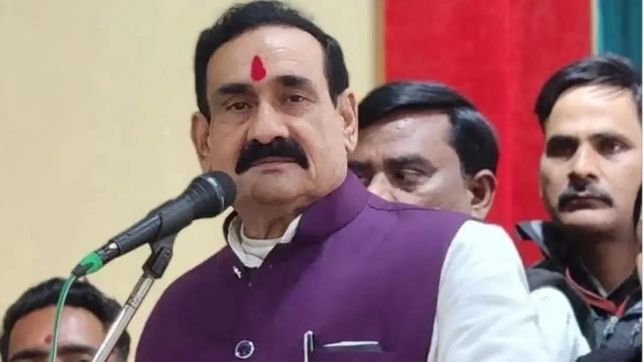 दतिया में हार के बाद बीजेपी आलाकमान को भेजी गई रिपोर्ट, नरोत्तम मिश्रा के खिलाफ होगी कार्रवाई?