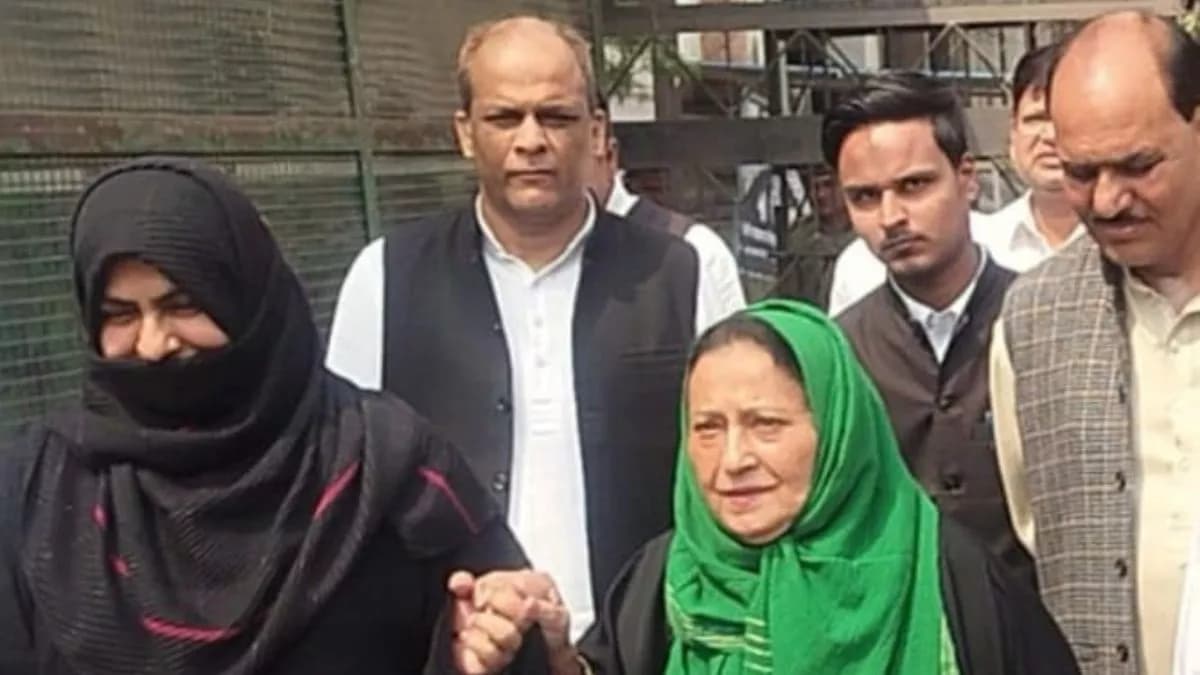 आजम खान की बहन निकहत का लखनऊ के पॉश इलाके में 5000 वर्गफीट का आलीशान बंगला, आवंटन होगा रद्द