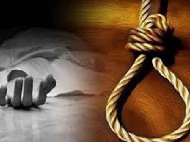 मां का निधन, पिता को कैंसर... लखनऊ में युवक ने फांसी लगाकर की आत्महत्या, दिल्ली की IT कंपनी में करता था काम