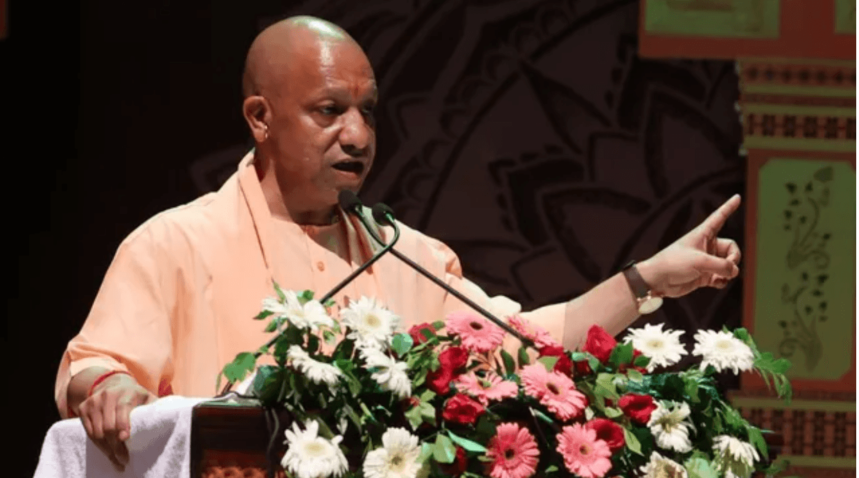 यूपी में 12वीं के बाद भी नहीं रुकेगी पढ़ाई, अनाथ और असहाय बच्चों को 23 साल की उम्र तक हर महीने 2500 देगी योगी सरकार